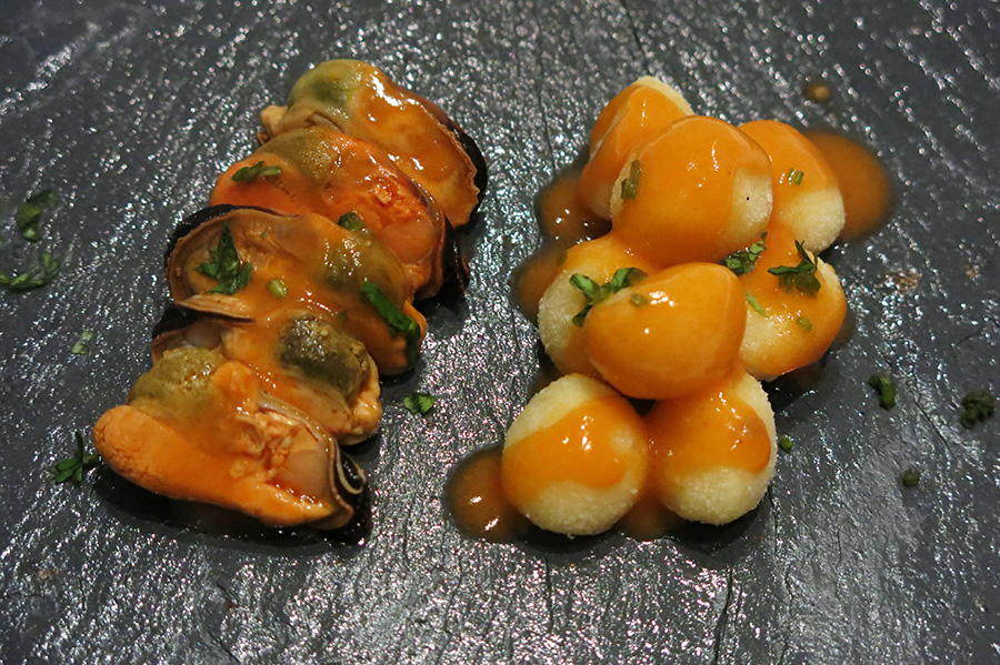 Receta Mejillones con gnoquis en salsa de su escabeche picante